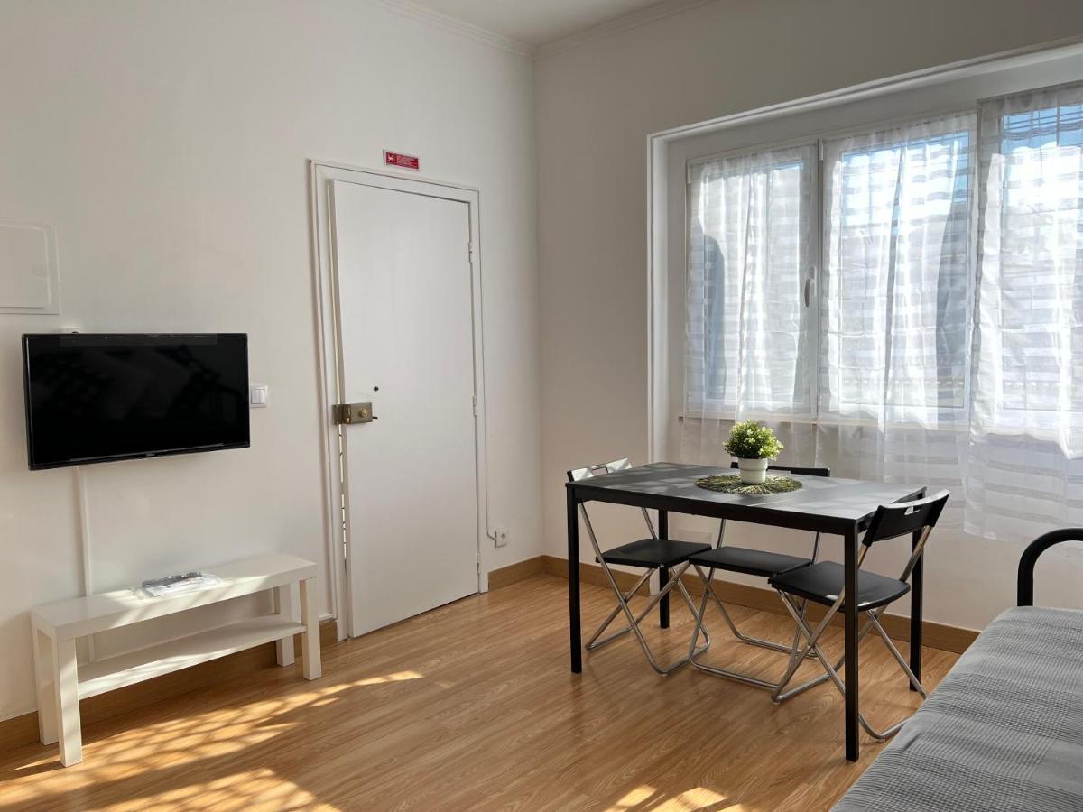 Studios Xl & Xl Plus Кошта-да-Капарика Экстерьер фото