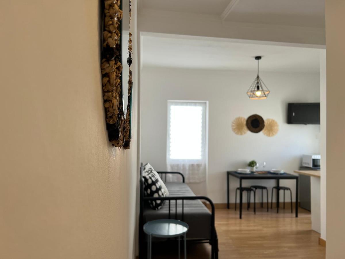 Studios Xl & Xl Plus Кошта-да-Капарика Экстерьер фото